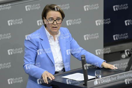 157. Sitzung des Deutschen Bundestages in Berlin