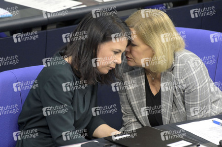 157. Sitzung des Deutschen Bundestages in Berlin