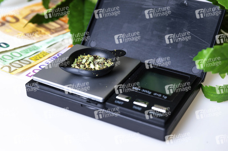 Symbolfoto Cannabis-Legalisierung