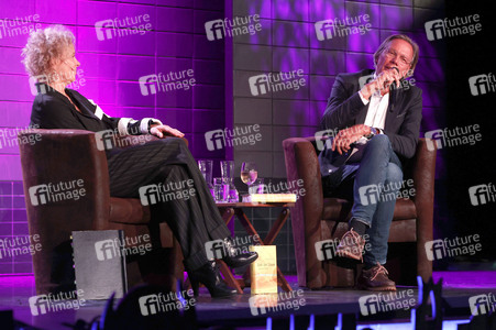 Katja Riemann und Harald Welzer auf der lit.Cologne 2024 in Köln