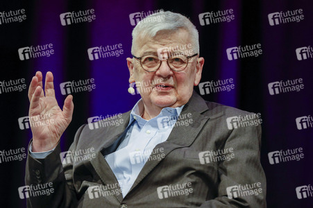 Joschka Fischer und Herfried Münkler auf der lit.Cologne 2024