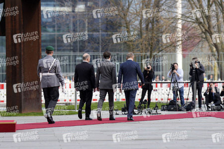 Empfang des Ministerpräsidenten von Polen und des Staatspräsidenten der Französischen Republik in Berlin