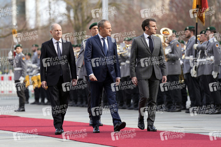 Empfang des Ministerpräsidenten von Polen und des Staatspräsidenten der Französischen Republik in Berlin