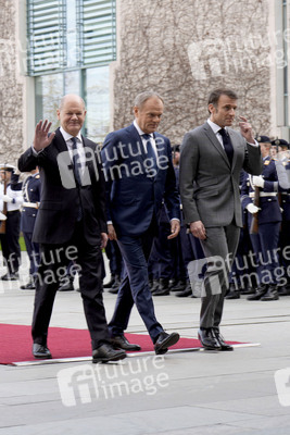 Empfang des Ministerpräsidenten von Polen und des Staatspräsidenten der Französischen Republik in Berlin