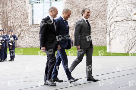 Empfang des Ministerpräsidenten von Polen und des Staatspräsidenten der Französischen Republik in Berlin