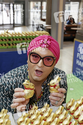 Charity Osterhasen Verkauf in Hamburg