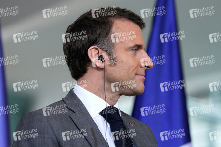 Pressestatement von Emmanuel Macron, Donald Tusk und Olaf Scholz in Berlin