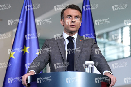 Pressestatement von Emmanuel Macron, Donald Tusk und Olaf Scholz in Berlin