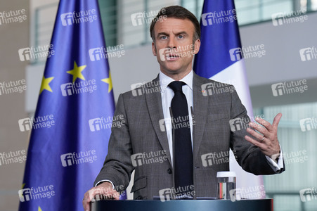 Pressestatement von Emmanuel Macron, Donald Tusk und Olaf Scholz in Berlin