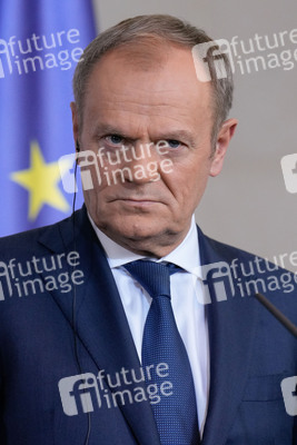 Pressestatement von Emmanuel Macron, Donald Tusk und Olaf Scholz in Berlin