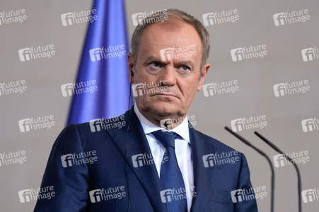 Pressestatement von Emmanuel Macron, Donald Tusk und Olaf Scholz in Berlin