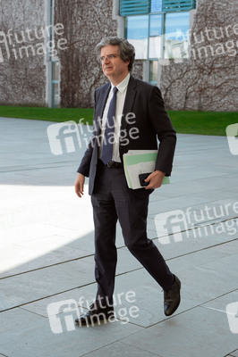 Pressestatement von Emmanuel Macron, Donald Tusk und Olaf Scholz in Berlin