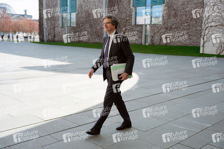 Pressestatement von Emmanuel Macron, Donald Tusk und Olaf Scholz in Berlin