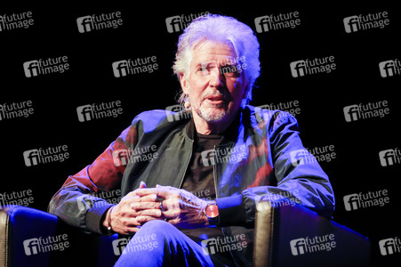 Frank Schätzing und Florence Gaub auf der lit.Cologne 2024 in Köln