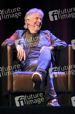 Frank Schätzing und Florence Gaub auf der lit.Cologne 2024 in Köln