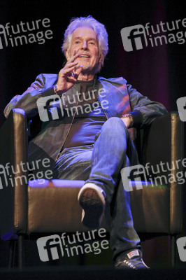Frank Schätzing und Florence Gaub auf der lit.Cologne 2024 in Köln