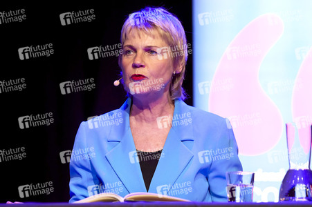 Cordula Stratmann und Bjarne Mädel auf der lit.Cologne 2024 in Köln