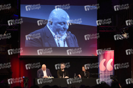 Jan Schomburg und Maria Schrader auf der lit.Cologne 2024 in Köln