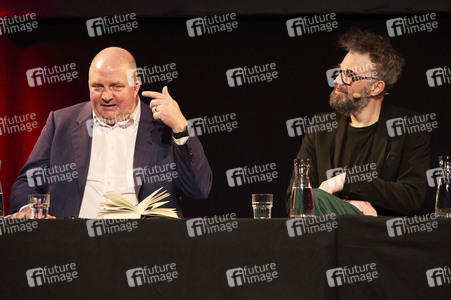 Jan Schomburg und Maria Schrader auf der lit.Cologne 2024 in Köln