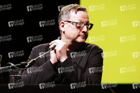 Bjarne Mädel, Angelika Richter und Matthias Brandt auf der lit.Cologne 2024 in Köln