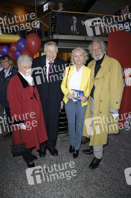 Theaterpremiere 'Cluedo - Das Mörderspiel' in Berlin