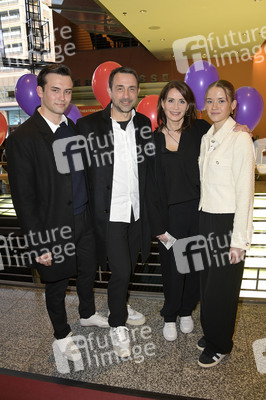 Theaterpremiere 'Cluedo - Das Mörderspiel' in Berlin