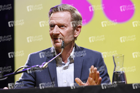 Annette Frier und Michael Kessler auf der lit.Cologne 2024 in Köln