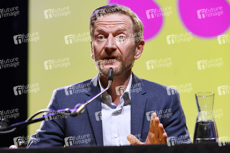 Annette Frier und Michael Kessler auf der lit.Cologne 2024 in Köln