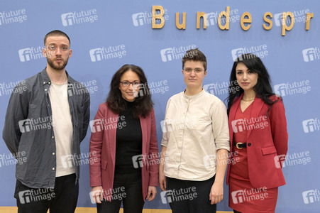 Bundespressekonferenz Bündnis 'Zusammen für Demokratie. Im Bund. Vor Ort. Für alle.' in Berlin