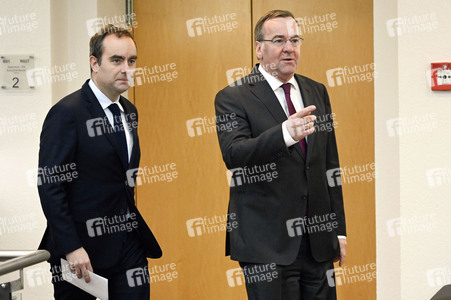 Pressekonferenz mit Sebastien Lecornu und Boris Pistorius in Berlin