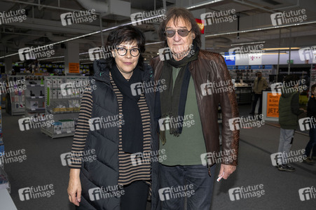 Autogrammstunde mit Dieter Birr in Bautzen