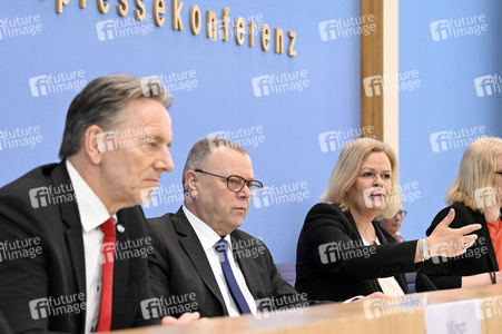 Bundespressekonferenz Polizeiliche Kriminalstatistik 2023 in Berlin