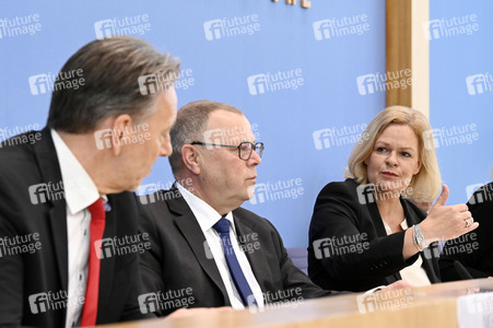 Bundespressekonferenz Polizeiliche Kriminalstatistik 2023 in Berlin