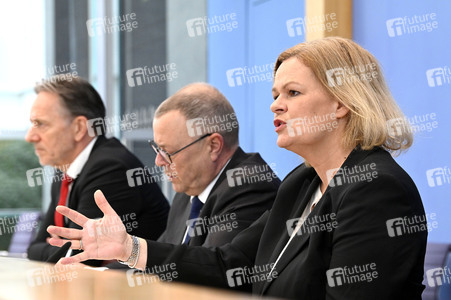 Bundespressekonferenz Polizeiliche Kriminalstatistik 2023 in Berlin