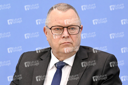 Bundespressekonferenz Polizeiliche Kriminalstatistik 2023 in Berlin