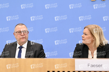 Bundespressekonferenz Polizeiliche Kriminalstatistik 2023 in Berlin