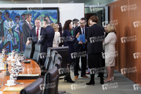 96. Sitzung des Bundeskabinetts in Berlin