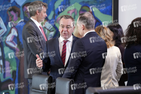 96. Sitzung des Bundeskabinetts in Berlin