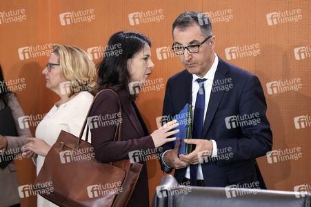 96. Sitzung des Bundeskabinetts in Berlin