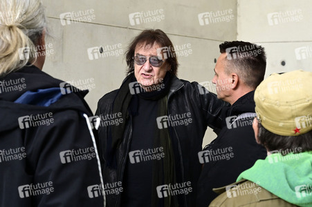 Gedenkfeier für Fritz Puppel in Berlin