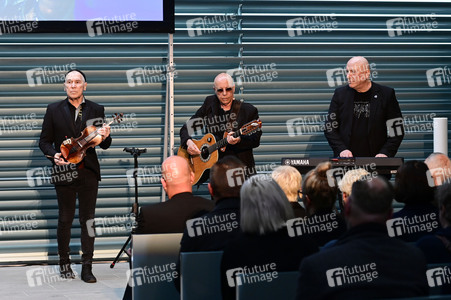 Gedenkfeier für Fritz Puppel in Berlin