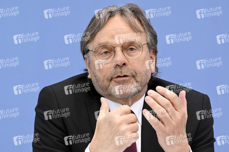 Bundespressekonferenz Zukunftsinvestitionen in Berlin