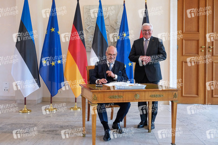Begrüßung des Präsidenten der Republik Estland in Berlin