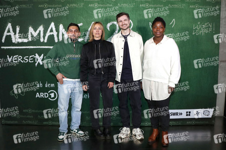 Staffel 2 Premiere 'Almania' in Berlin