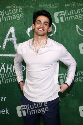 Staffel 2 Premiere 'Almania' in Berlin