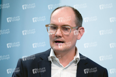 Pressekonferenz zur Krankenhausreform in Berlin