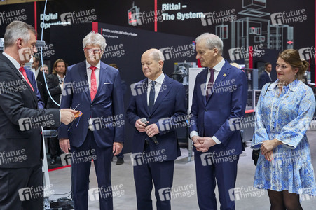 Eröffnungsrundgang auf der Hannover Messe 2024