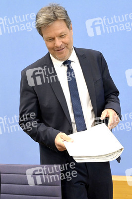 Bundespressekonferenz Frühjahresprojektion der Bundesregierung 2024 in Berlin