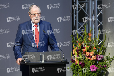Wanderausstellung 'Challenging Democracy - Von Helmut Schmidt bis heute' in Berlin