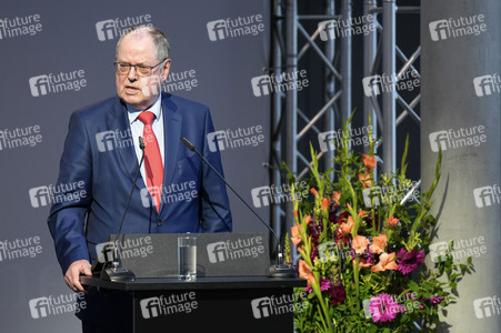 Wanderausstellung 'Challenging Democracy - Von Helmut Schmidt bis heute' in Berlin